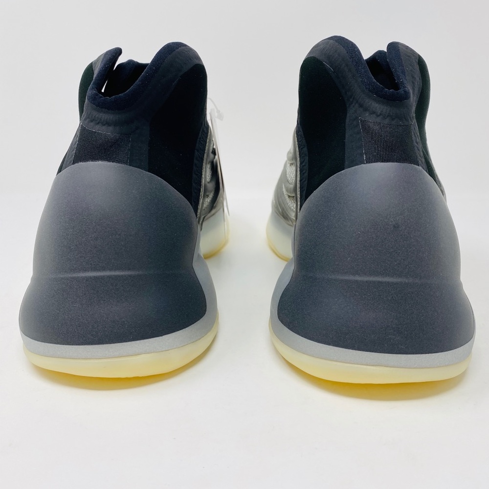 Adidas Yeezy Quantum Barium Basketball - Picture 4 of 7